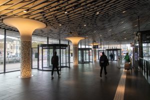 Im Bahnhof von Delft