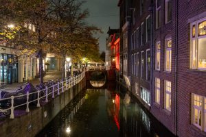 Delft bei Nacht
