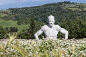 Giganten in Peccioli