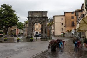 Stadttor in die Neustadt Bagnoregio